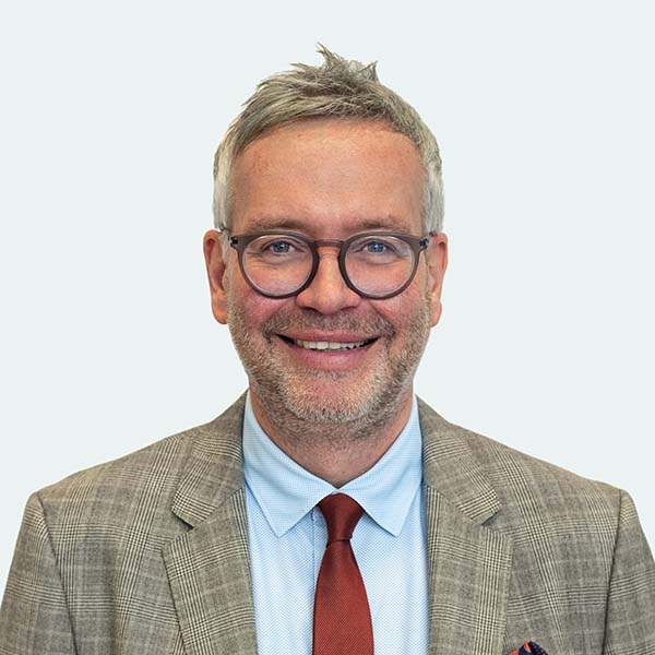 Prof. Dr. Ansgar Staudinger - Bielefelder Fachlehrgänge